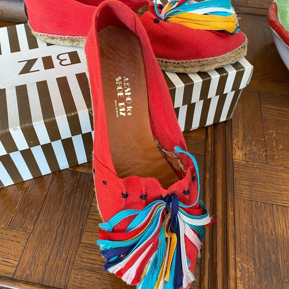 Vintage Espadrilles - Picture 2 of 7